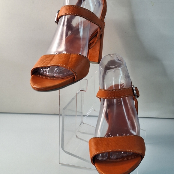 Prada sandal - Picture 5 of 9